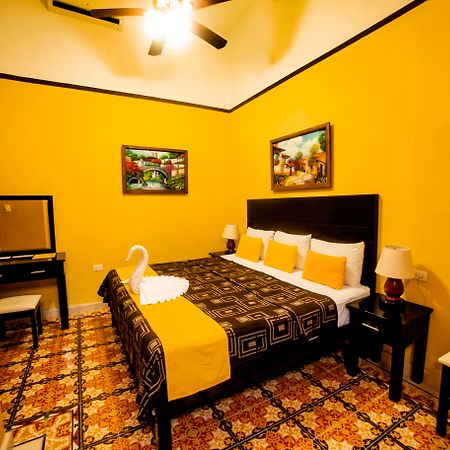 Hotel Del Peregrino Boutique Hotel メリダ エクステリア 写真