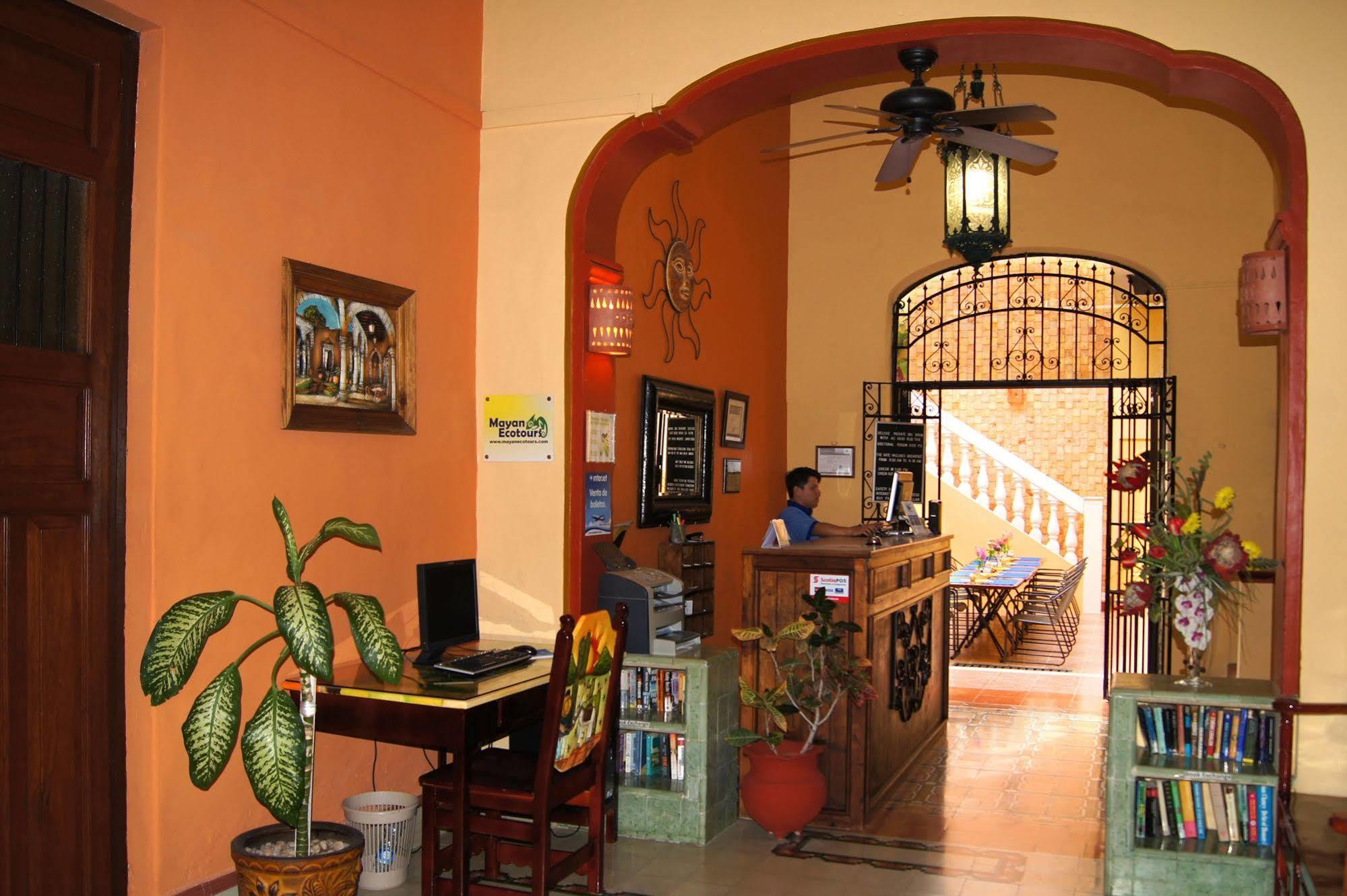 Hotel Del Peregrino Boutique Hotel メリダ エクステリア 写真